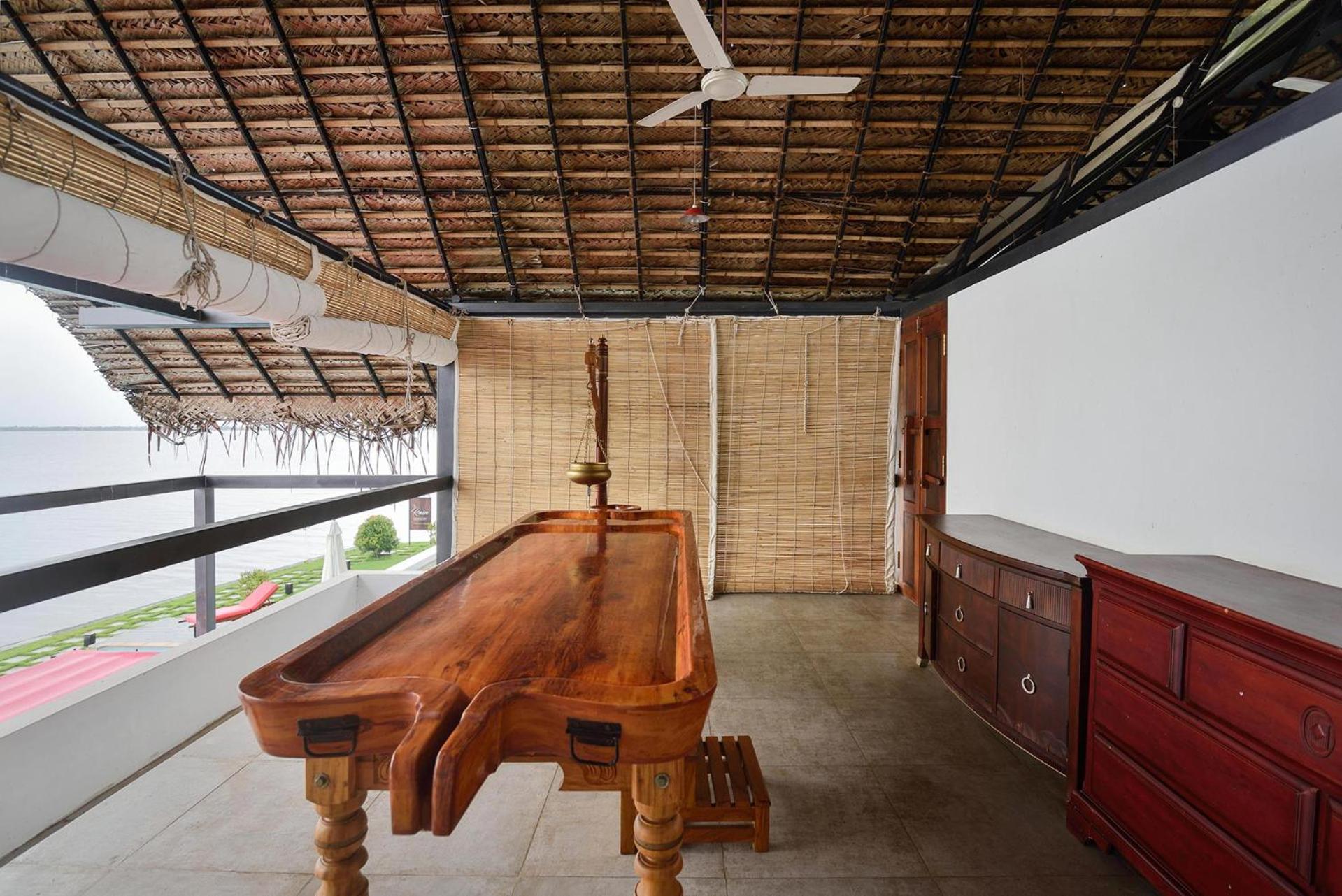 Stayvista At The Rain - River Villa With Infinity Pool Alappuzha 외부 사진