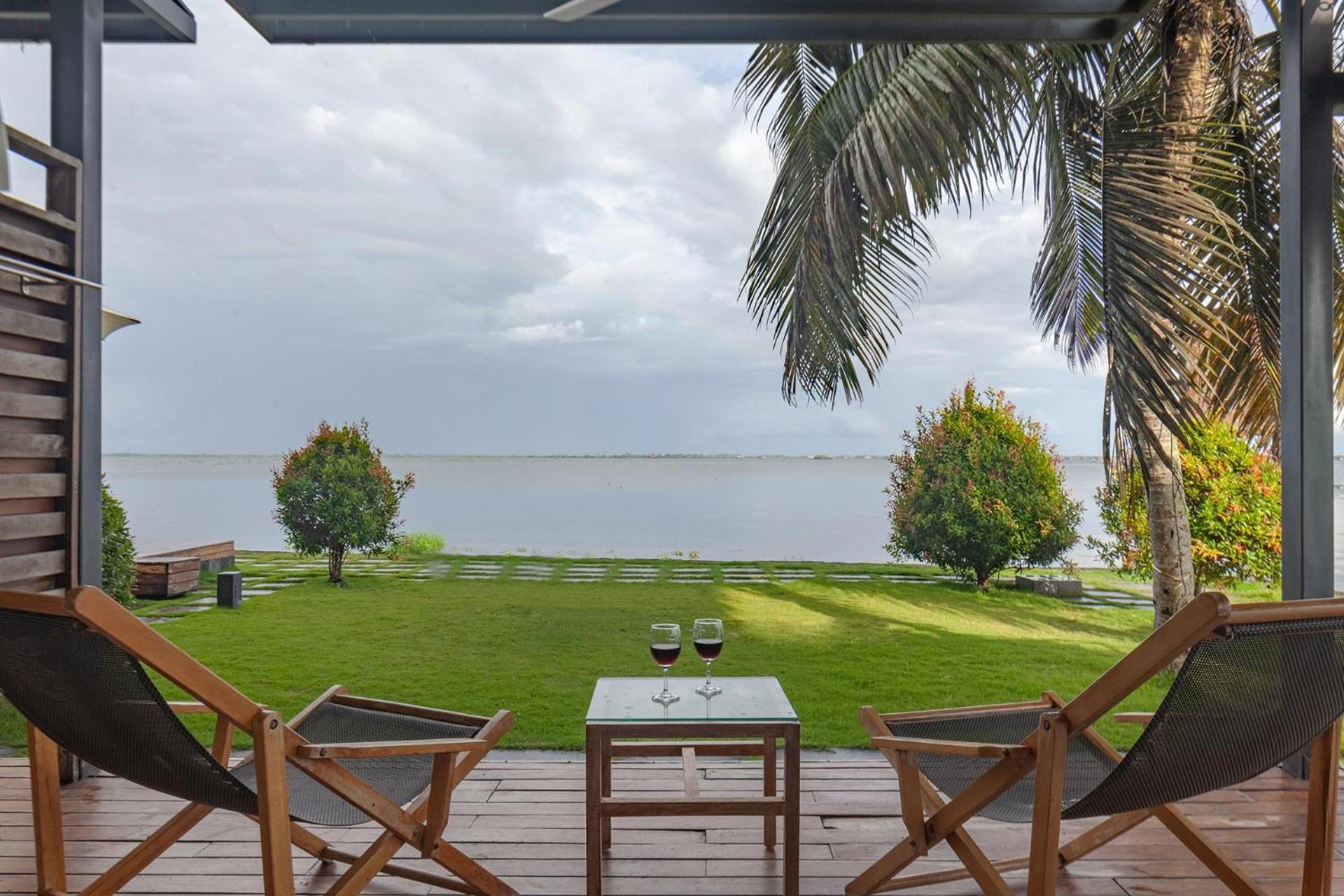Stayvista At The Rain - River Villa With Infinity Pool Alappuzha 외부 사진